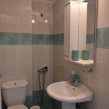 Vda -3 Bedroom 2 Wc- Apartment Kalamata
