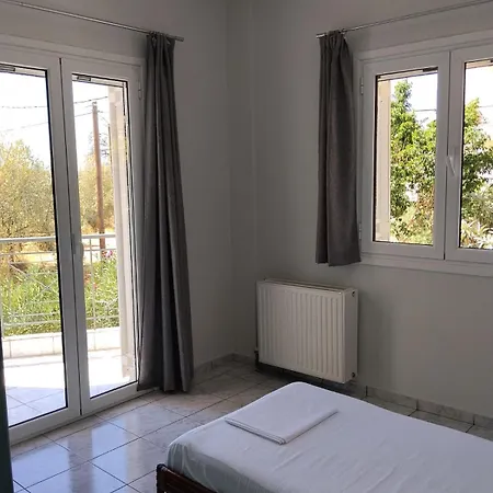 Vda -3 Bedroom 2 Wc- Apartment Kalamata
