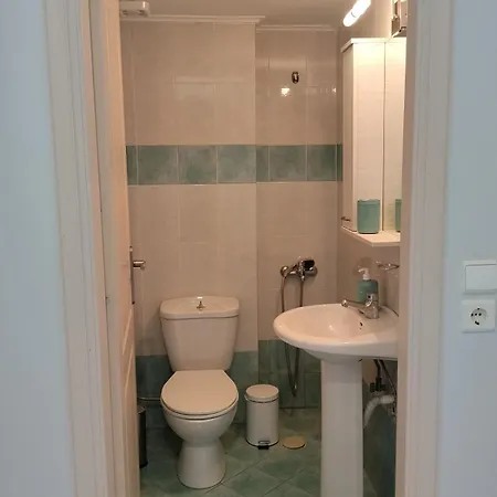Apartment Vda -3 Bedroom 2 Wc- Kalamata